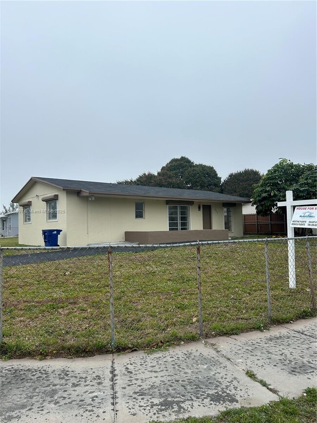 Building Photo - 3270 NW 196th Ln