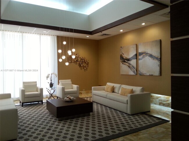 Building Photo - 9511 Collins Ave
