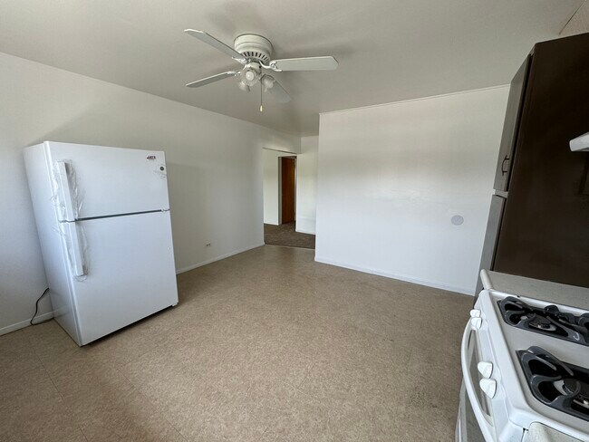 Building Photo - 1111 Rt 41