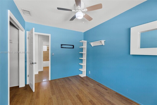 Building Photo - 2249 SW 34th Terrace