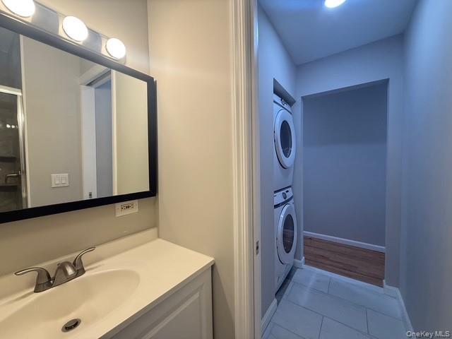 Building Photo - 227 Whalesback Rd