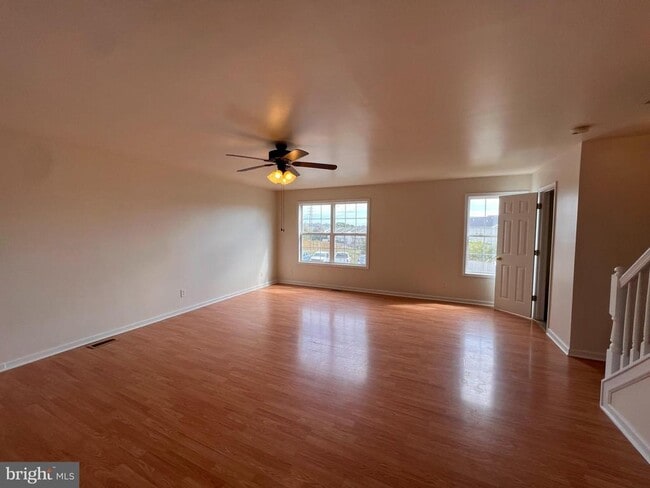 Building Photo - 222 Pony Cir