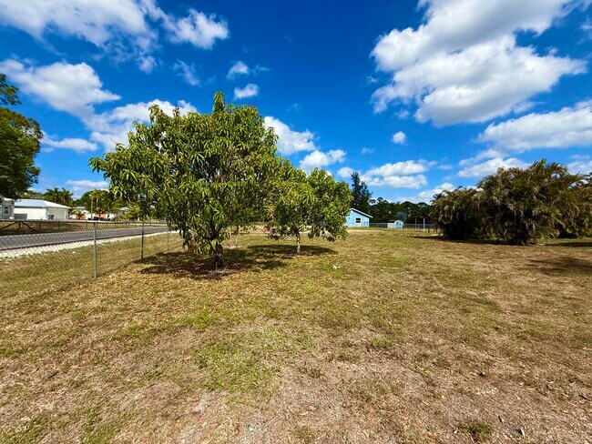 Building Photo - 16394 Pimlico Dr E