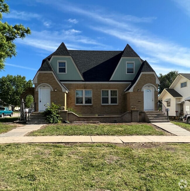 Building Photo - 300-302 E. 6th Street, Hoisington