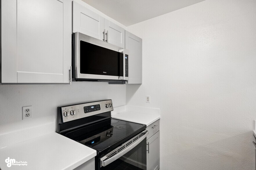 Building Photo - 5441 Windflower Cir