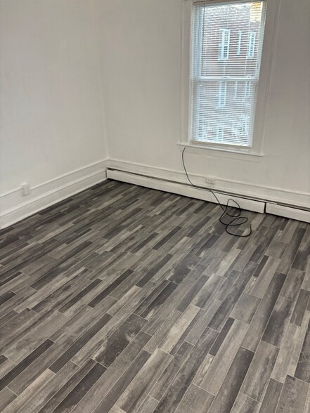 Building Photo - 0 Kensington St