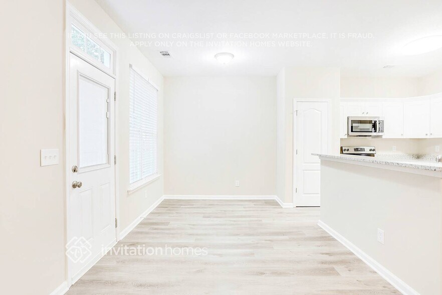 Building Photo - 114 Shadow Creek Ct