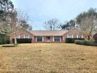 Building Photo - Step into luxury living with this stunning residence!