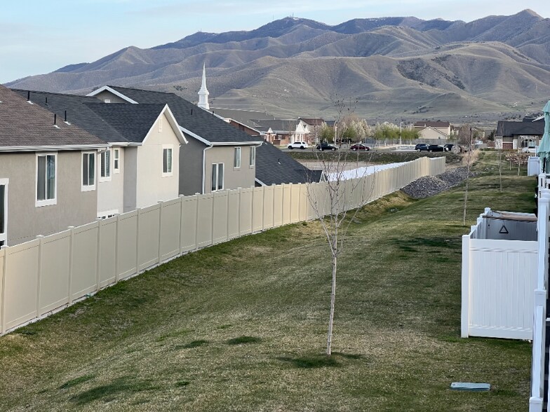 Building Photo - 8174 N Clydesdale Dr