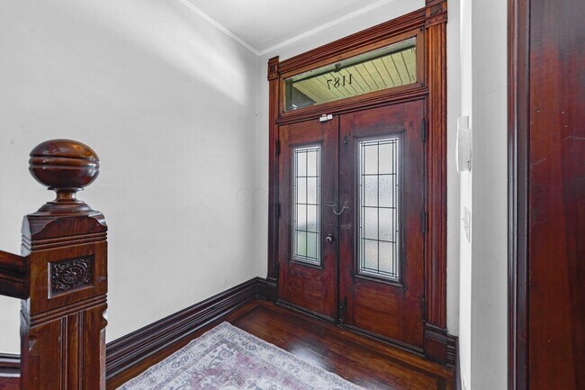 Building Photo - 1187 S High St