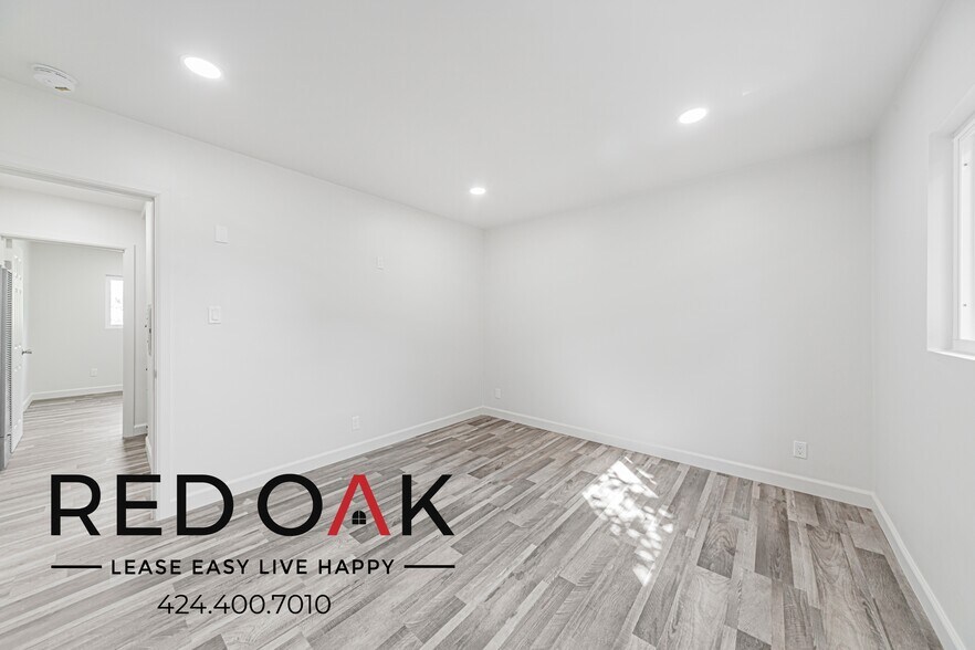 Building Photo - 4240 S Centinela Ave