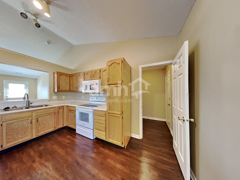 Building Photo - 3652 Limelight Ln