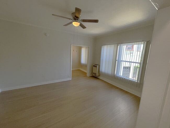 Interior Photo - 3170 - 856 S. Catalina St.