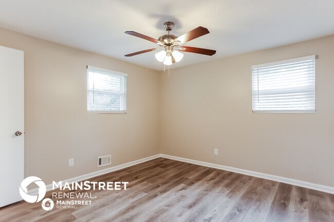 Building Photo - 6103 Frieda St