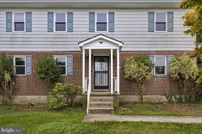 Building Photo - 2117 Chantilla Rd