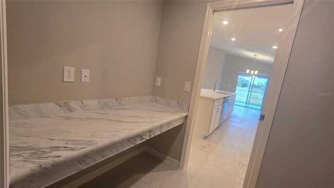 Building Photo - 747 Cypress Creek Run