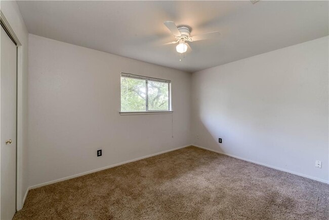 Building Photo - 4200 Everest Ln
