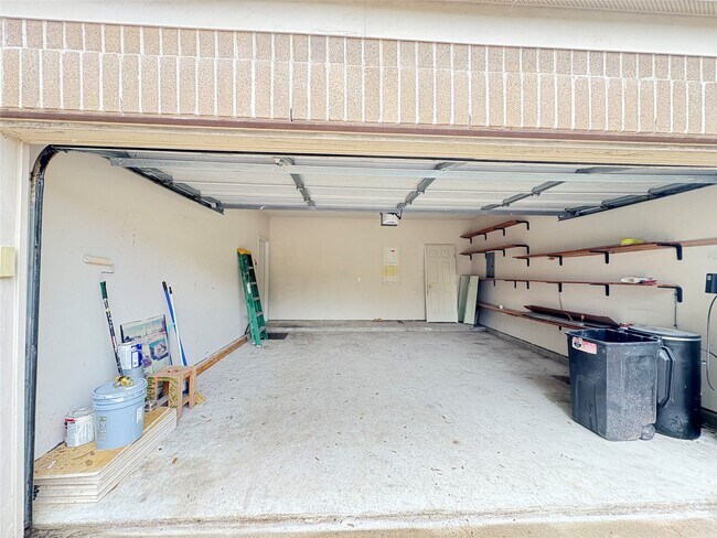 Building Photo - 2679 Cypressvine Dr