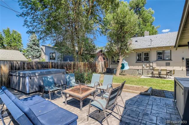 Building Photo - 2305 Hudson St