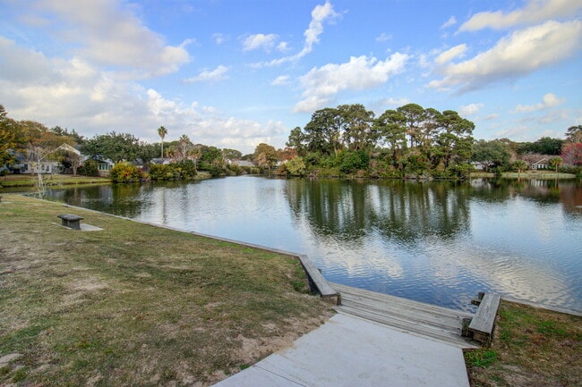 Building Photo - 1547 Clark Sound Cir