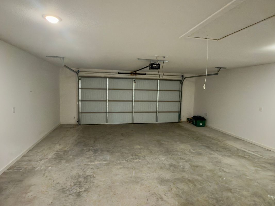 Building Photo - 3009 E Coolridge St