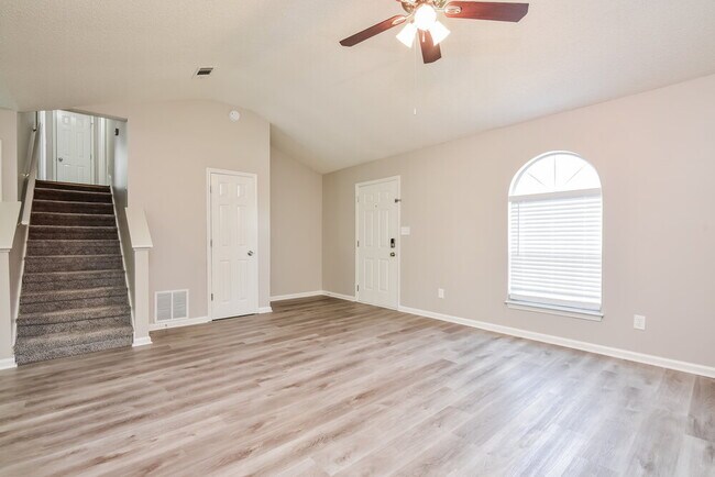 Building Photo - 3509 Mosswood Ln