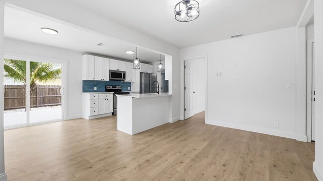 Building Photo - 4952 21st St N