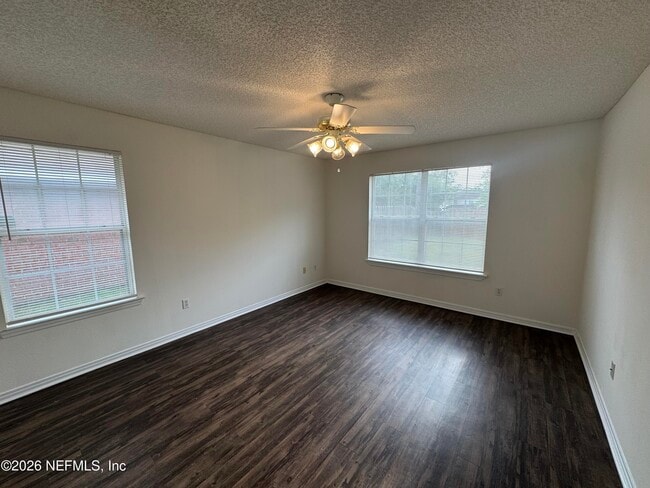 Building Photo - 7557 Cliff Cottage Dr