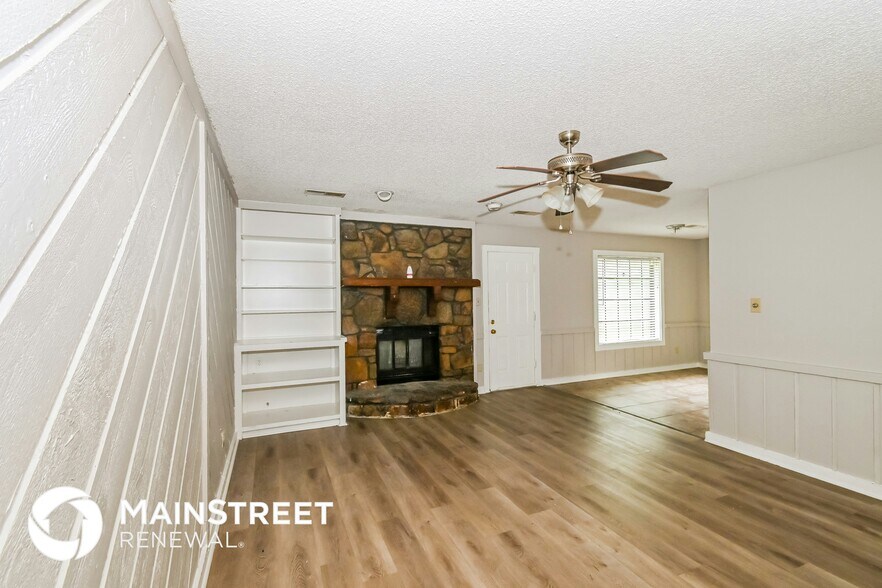 Building Photo - 6770 Starkenburg Ln