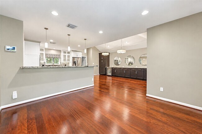 Building Photo - 15739 Fleetwood Oaks Dr