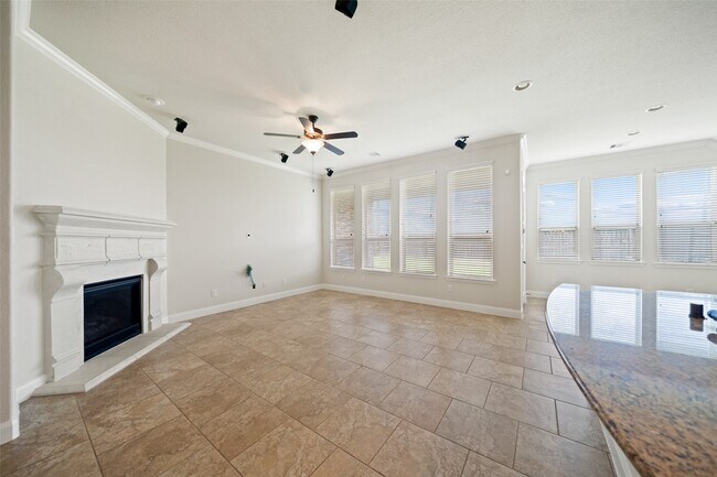 Building Photo - 27330 Aspen Falls Ln