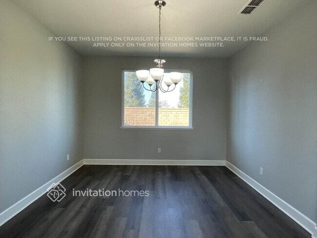 Building Photo - 1187 Jewelflower St