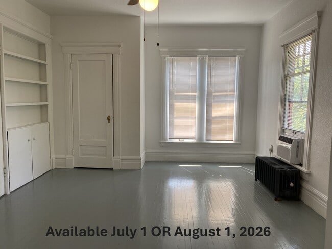 Building Photo - 315 S Winter St