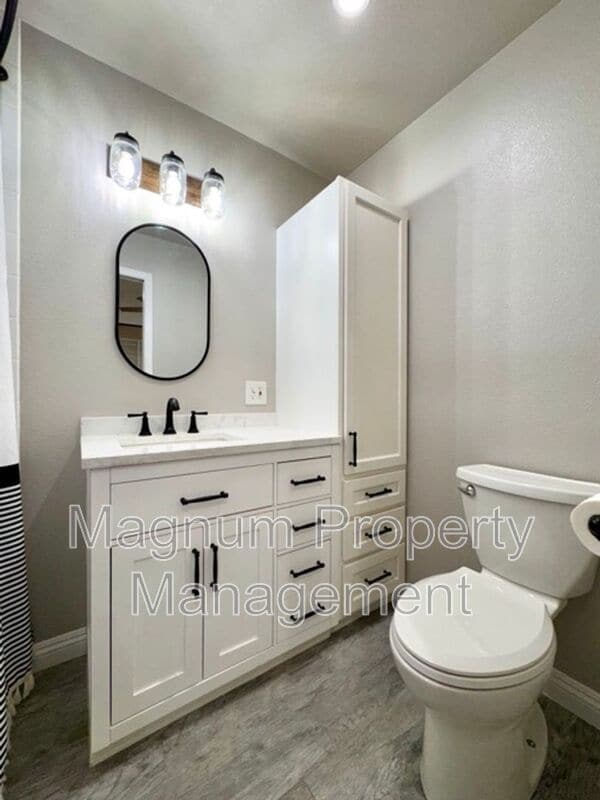 Building Photo - 27776 Spring Meadow Ct