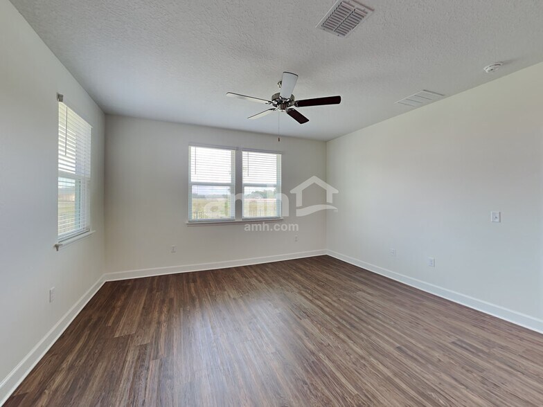 Building Photo - 1229 Tan Tara Trail