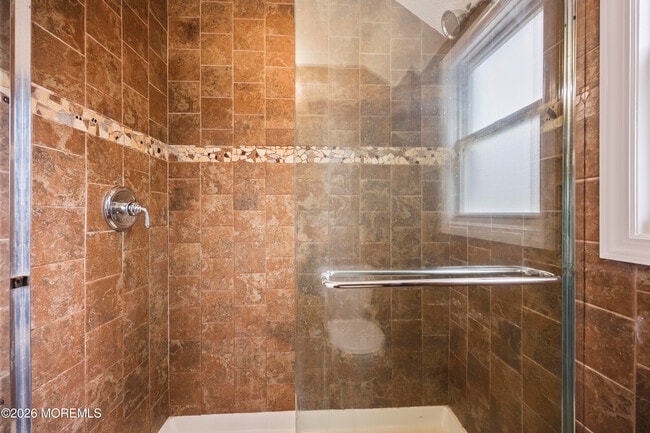 Building Photo - 18 Fierro Ave