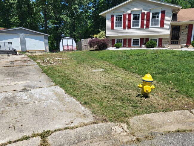 Building Photo - 2201 Elgin Ct