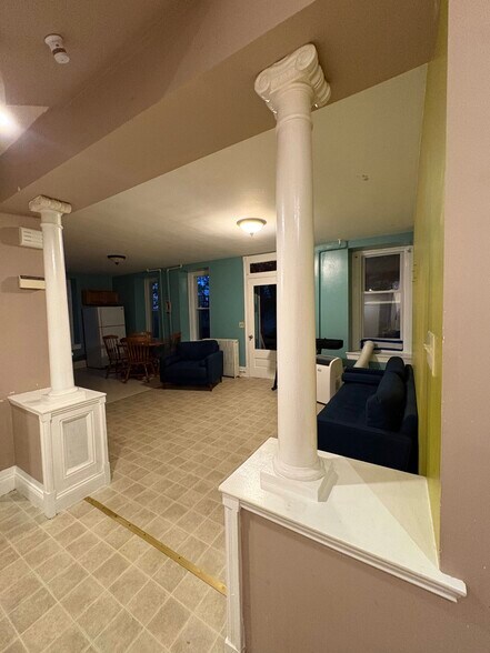 Living Room - 133 Monroe St