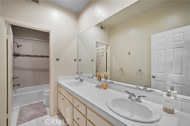 Building Photo - 22645 Hazeltine