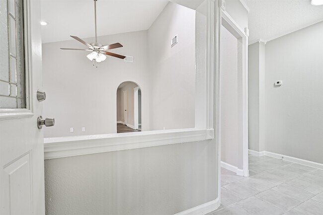 Building Photo - 5220 Krueger Dr