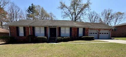 Building Photo - Irmo-Offering Self Guided Tour with RENTLY!