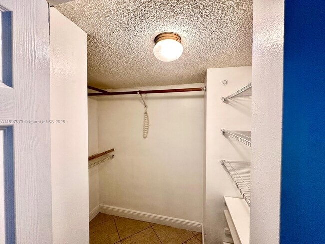 Building Photo - 510 NW 86th Pl