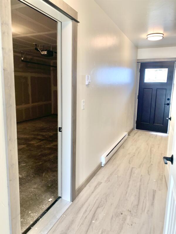 Building Photo - 3355 Blackbird Wy