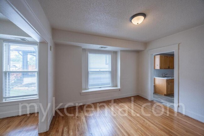 Building Photo - 4306 Fisher St