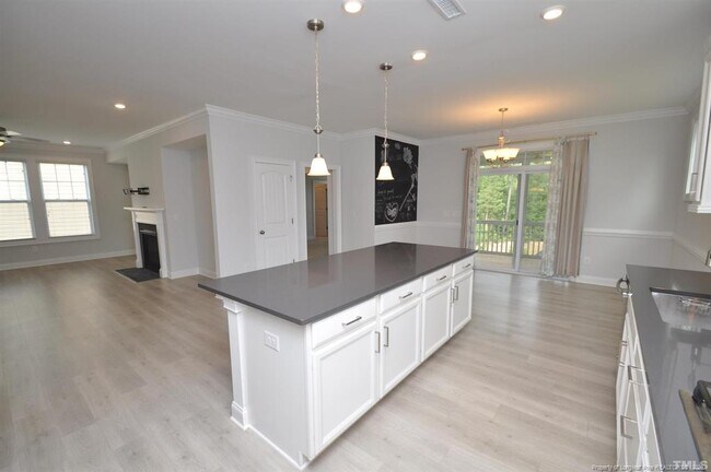 Building Photo - 8508 Secreto Dr