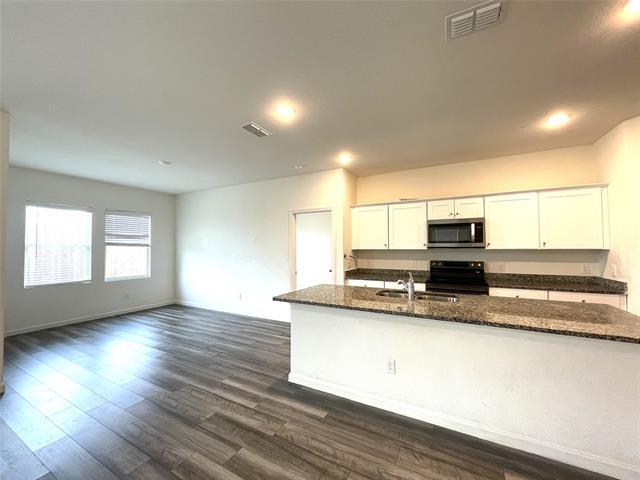 Building Photo - 2905 Aspen Dr