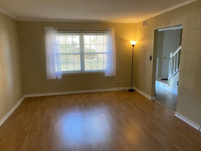 Building Photo - 4768 Champion Ct