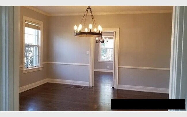 Building Photo - "Spacious 2600 Sq Ft Opportunity in Nashville's Prime Location!"