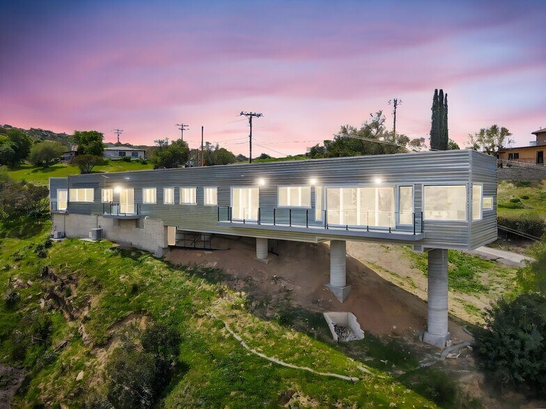 Building Photo - 990 Alta Vista Rd