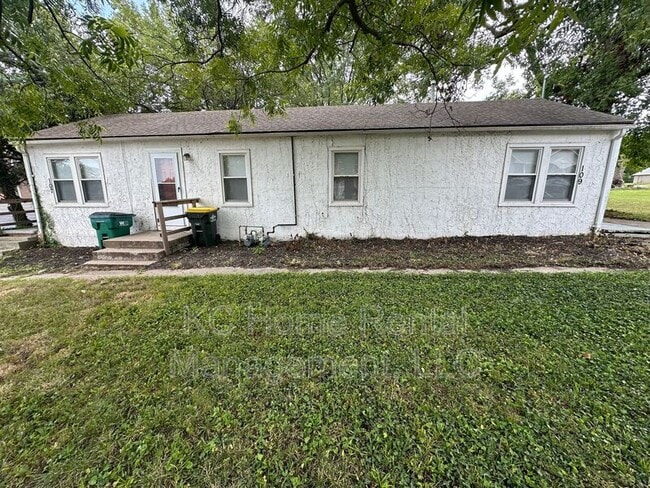 Building Photo - 109 W Hale St